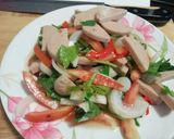 รูปขั้นตอนการทำที่ 5 ของ ยำหมูยอกระเทียมโทน