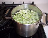 Foto del paso 4 de la receta: Habas de temporada con salsa de jamón
