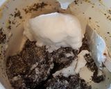 A picture of step 4 of Poppyseed and Apple Cake.