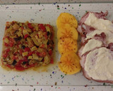 Foto del paso 13 de la receta: Chuletas de Sajonia con crema de queso y caquis con pisto