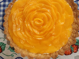Tarta de duraznos con crema