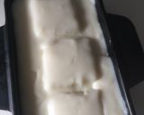 A picture of step 3 of Bread custard delight.
