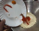 A picture of step 1 of Tomato ke PAKORAY.