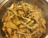 A picture of step 5 of Sautéed Chanterelles.