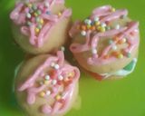 Foto langkah ke 2 dari resep Mini burger cookies.