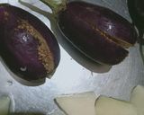 A picture of step 2 of Masala baingan egg plant.