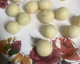 A picture of step 4 of Gulab Jamun.