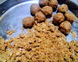 A picture of step 8 of Panjiri Ladoo.