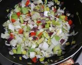 Foto del paso 1 de la receta: Pollo al puerro