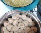 A picture of step 2 of Soya Chaap.