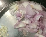 A picture of step 1 of Spicy puri masala.