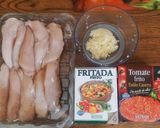 Foto del paso 1 de la receta: Solomillos de pollo con tomate (y pisto)