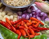 Foto langkah ke 1 dari resep Sambel bawang teri dan pete.