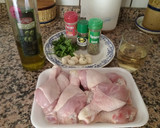 Foto del paso 1 de la receta: Muslitos de pollo al horno