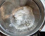 A picture of step 1 of Maruya (Banana Fritter).