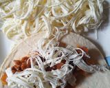 Foto del paso 3 de la receta: Quesadillas de carne y queso