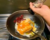 Foto langkah ke 2 dari resep Lapchiong Telur Tumis Tomat (Non Halal).