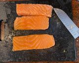 Foto del paso 4 de la receta Poke de Salmón con Fresas