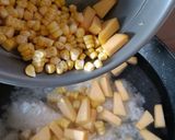 Foto langkah ke 2 dari resep Bubur Manado Pake Nasi Resep Asli Sulawesi.