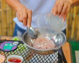 รูปขั้นตอนการทำที่ 3 ของ แกงจืดแตงกวายัดไส้หมูสับ