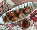 A picture of step 5 of Sooji Kakara Pitha.