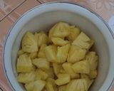 Foto langkah ke 1 dari resep Asinan Nanas Aroma Jahe.
