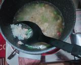 Foto langkah ke 5 dari resep Bubur Udang Buncis.