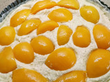 Tarta de melocotón con mermelada y almendra