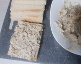 A picture of step 2 of Chicken and potato sandwiches.