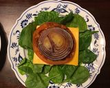 A picture of step 4 of California Farm Classic Beefsteak Tomato Wagyu Cheeseburger.