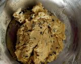 A picture of step 3 of Classic Choco Chips Cookies.