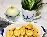 Hình bước làm 6 của món Bánh quy vị tôm rong biển