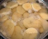 Foto del paso 2 de la receta: Papas a la crema y queso