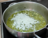 Foto del paso 1 de la receta: Alcachofas en salsa verde