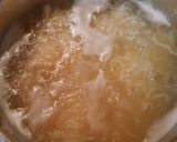 Csirkés-cukkinis spagetti zöldfűszerekkel bolondítva recept fázis 2 fotója