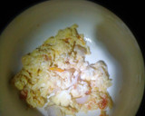 A picture of step 3 of Egg sauce with bread.