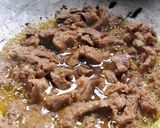Foto langkah ke 2 dari resep Daging Sapi Cabe Ijo.
