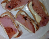 Foto del paso 4 de la receta: Tostas de lomo Sajonia con huevo de codorniz