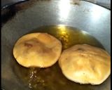 A picture of step 10 of Khasta kachori.