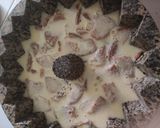 Foto langkah ke 5 dari resep Pudding Vanilla Coklat Marie Regal.