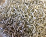 A picture of step 4 of Hijiki salad with mung bean sprouts and young sadine.