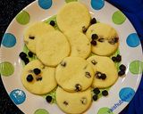 A picture of step 3 of Cakemix Cookies (vanilla blueberry).