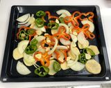 Foto del paso 4 de la receta: Rodaballo salvaje al horno con patatas y verduras