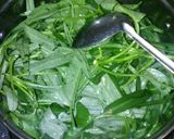 Foto langkah ke 7 dari resep Tumis Kangkung Tabur Pete by:Erni Hartanti.Amd😍😄😘.