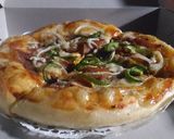 Foto langkah ke 4 dari resep Pizza murah meriah.