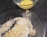 Une image de l'étape 2 de Banane en chapelure de brioche sauce chocolat.
