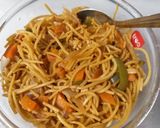 क्रिस्पी स्प्रिंग रोल्स (crispy spring roll recipe in Hindi) रेसिपी चरण 6 फोटो