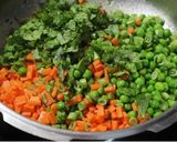 પુલાવ (Pulav Recipe in Gujarati) રેસીપી સ્ટેપ2ફોટો