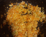 Foto del paso 2 de la receta: Macarrones integrales con boloñesa vegetal