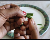 ராகி மெதுவடை பர்கர் வித் வாழைக்காய் பார்பிக்யூ(ragi vada barbeque recipe in tamil) ரெசிபி ஸ்டேப் 4 புகைப்படம்